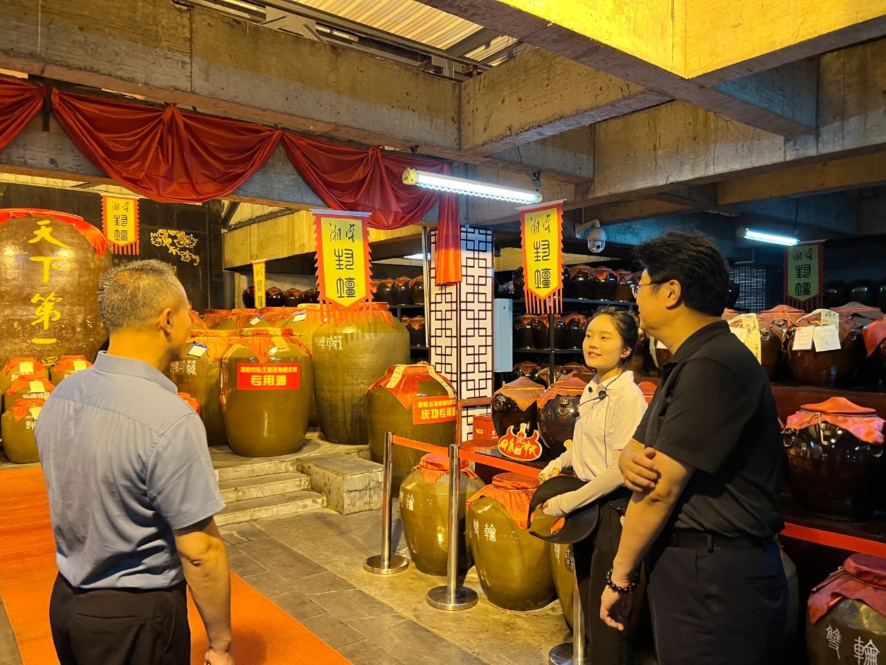 中國旅游協會旅游商品與裝備分會陳斌秘書長來邵考察旅游商品企業