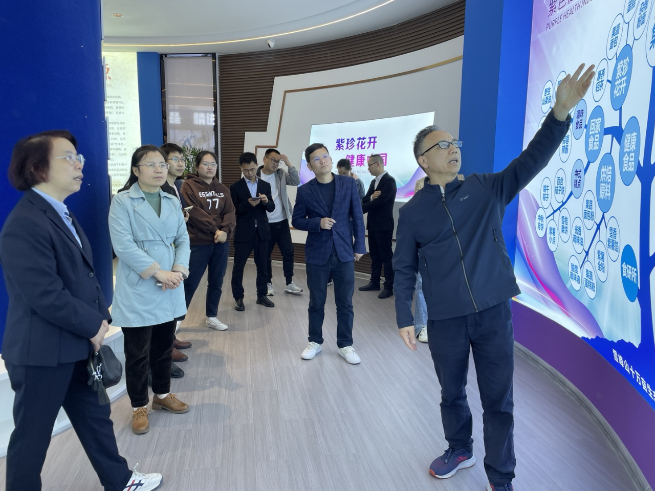 寶東農牧蒞臨邵陽紅促進會副會長單位天香生物園區交流洽談合作